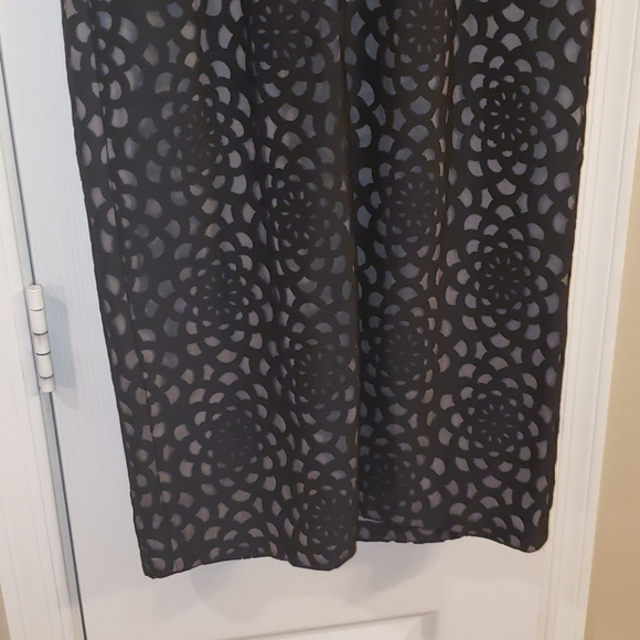 Maggy London cocktail party/workwear dress - Picture 5 of 9